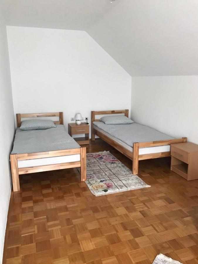 Lara - 12 eur po osobi Gradacac Exterior foto
